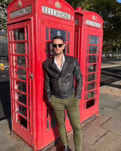 827BD698 1845 4D83 963D 9AFB10304715.jpg