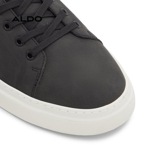 stepspec black 001 002 031 alt4 sq wt 600x600.jpg