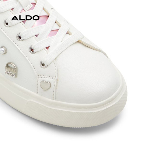 barbiesneakr pink 690 002 029 alt4 sq wt 600x600.jpg