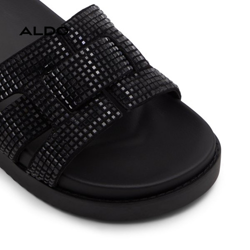 wylalaendar black 001 003 029 alt4 sq wt 600x600.jpg