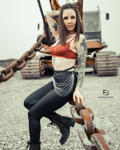 leginassrt 262@inkednaddl