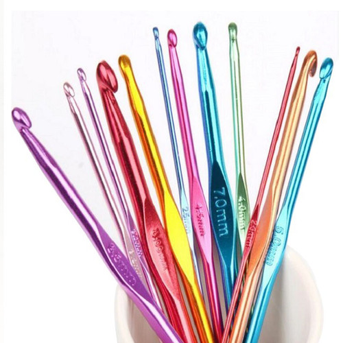 handmade spinus crochet blog - How To Choose Better Suitable Crochet Hook 2.jpg