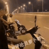 墓前状况良好
