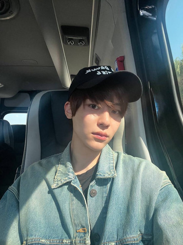 weverse 20231214195540.jpg