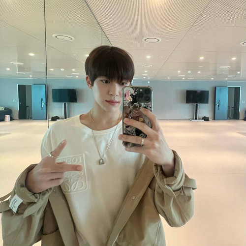 weverse 20231214215314.jpg
