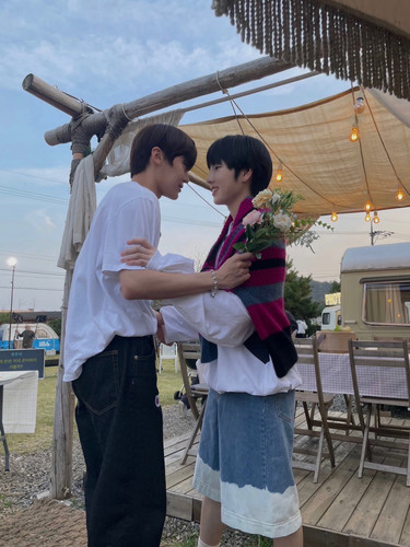 weverse 20231214222530.jpg
