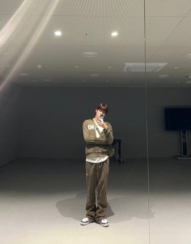 weverse 20231214194212 1.jpg