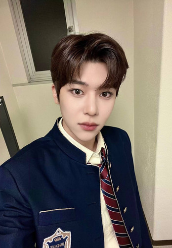 weverse 20231214235106.jpg