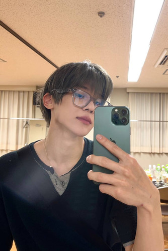 weverse 20231215011911 2.jpg