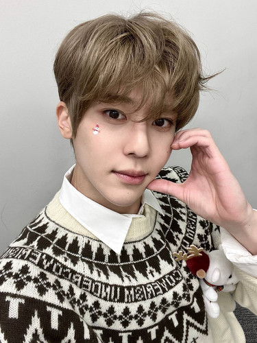 weverse 20231225113019 2.jpg