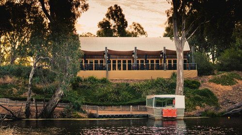 Restaurant Deck 1080x600.jpg