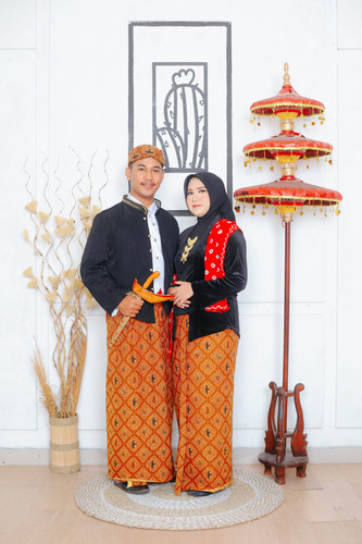 Second Studio 5735.jpg