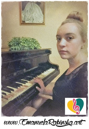 Polish singer Emanuela Rabińska.jpg
