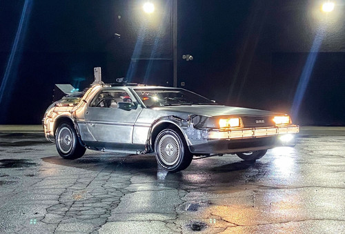 back to the future delorean time machine replica photo by charitybuzz 100786353.1