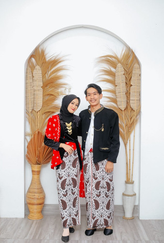 Screenshot 2024 05 16 20 56 14 844 com.miui.gallery edit.jpg