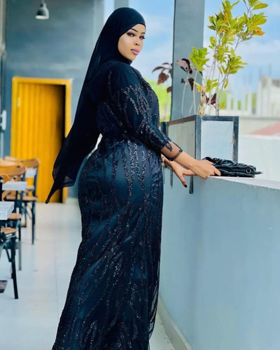 Photo shared by Hijab Queens on January 21, 2023 tagging @ hijab.queens ..jpg