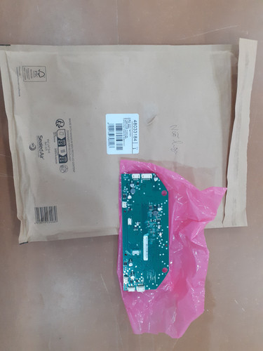 48033184.jpg