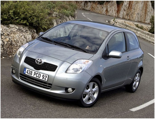 toyota yaris.jpg