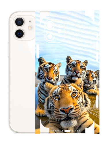 iPhone 12 Selfie.jpg