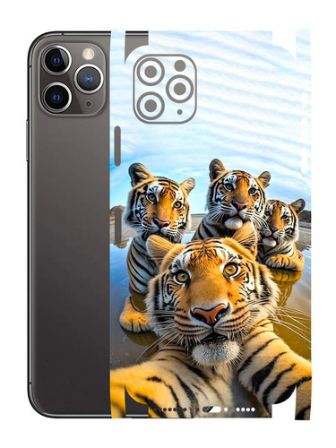 iPhone 11 Pro Max Selfie.jpg