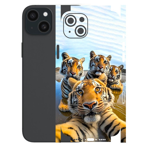 iPhone 15 Plus Selfie.jpg