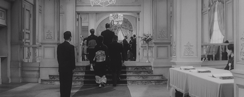 Warui yatsu hodo yoku nemuru 1960 1080p BluRay FLAC x264 EA.mkv snapshot 00.02.38.037.png