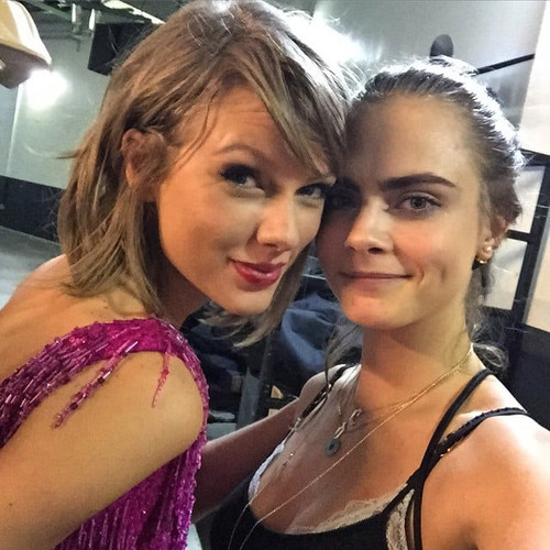 my ultimate dream would be to pegged by dua lipa taylor v0 rjc3x2d9o18c1.jpg