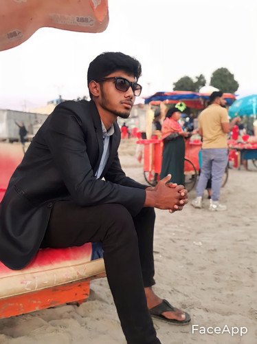 FaceApp 1704306715433.jpg