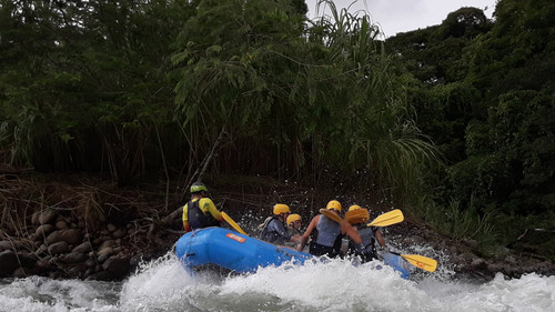 5 Safety Tips For Whitewater Rafting In Costa Rica For Beginners.jpg