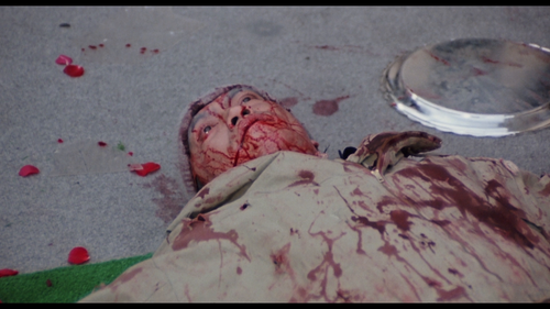 Tragic.Hero.1987.1080p.BluRay.REMUX.AVC.TrueHD.5.1 BLURANiUM 00.41.30.png