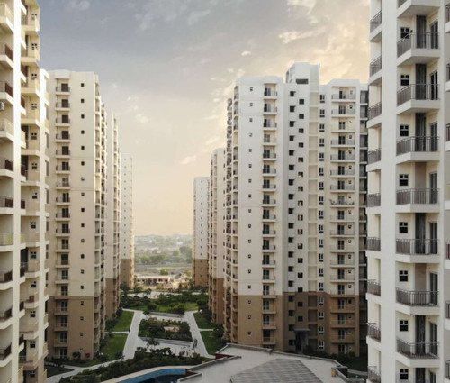 Apartments in noida extension paramount group.jpg