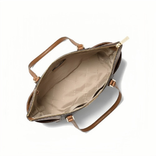 35T0GCFT3BBROWN MA 1.jpg