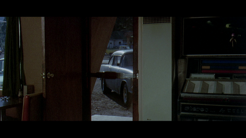 Two Lane.Blacktop.1971.Criterion.BluRay.Remux.1080p.AVC.DTS HD.MA.5.1 decibeL screenshot09.png