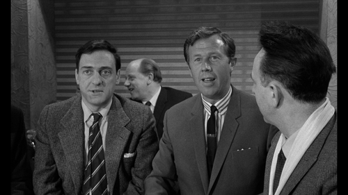 Rattle.of.a.Simple.Man.1964.1080p.BluRay.REMUX.AVC.FLAC.2.0 BLURANiUM 00.06.50.png