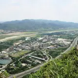 00013 眺望北二高、鶯歌石
