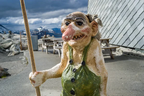 depositphotos 133950154 stock photo norwegian troll statue.png