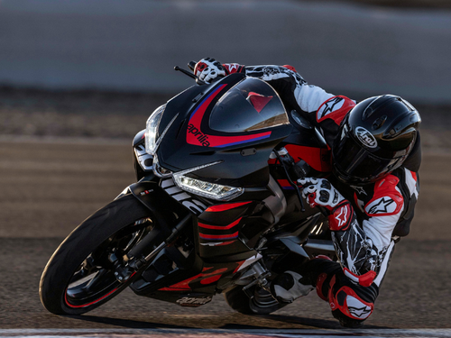 Aprilia 1.png