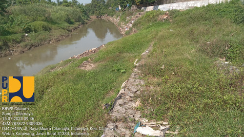 Sungai Cilamaya.jpg