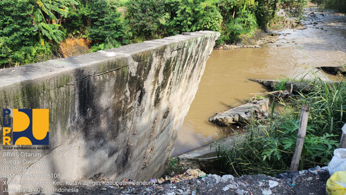 Sungai Ciwidey.jpg