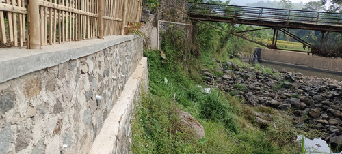 Track 3235c4f2 83f5 4422 a0c1 55ddba750d8c.jpg