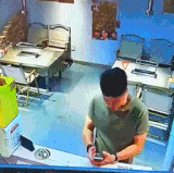 你 TM 给我结一个试试.gif