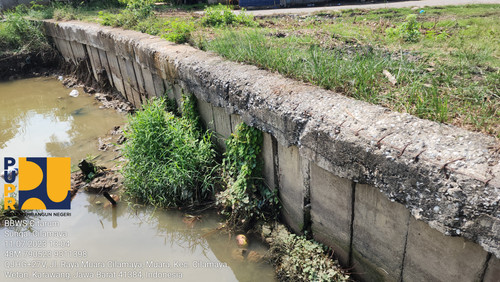 Sungai Cilamaya.jpg