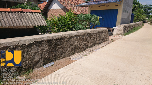 Sungai Cilamaya.jpg