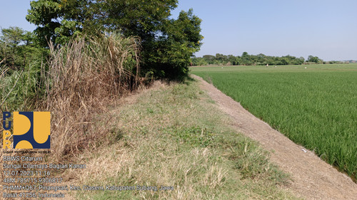 Sungai Cilamaya Bagian Kanan.jpg