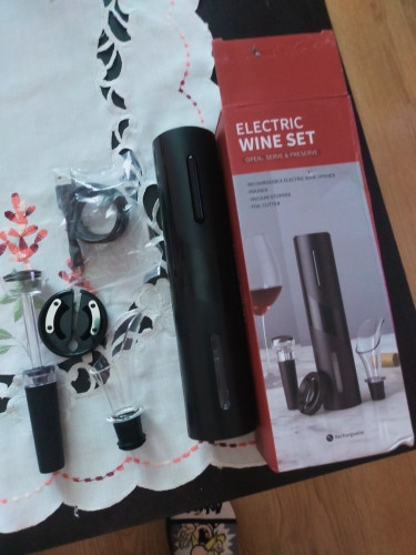 DES. ABRIDOR VINHO.jpg