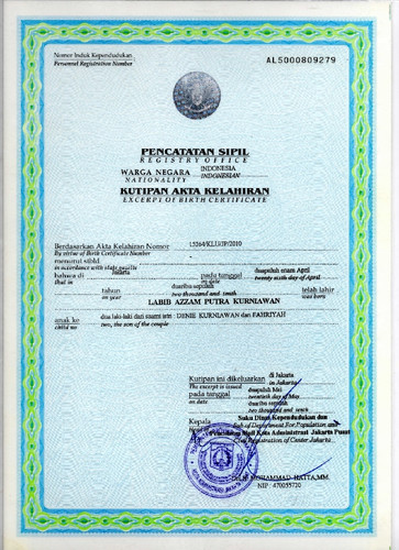 scaled Akte Azzam.jpg