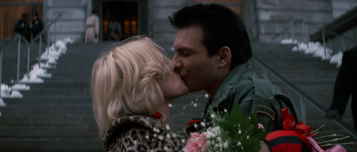True.Romance.1993.Directors.Cut.UHD.Blu ray.2160p.10bit.HDR.DTS HD.MA.5.1.x265 beAst.mkv 20230912 06.png