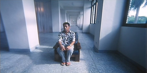 Too.Many.Ways.To.Be.No.1.1997.720p.DVD.x265.10bit.AC3.MNHD FRDS.mkv 20231219 110259.324.jpg