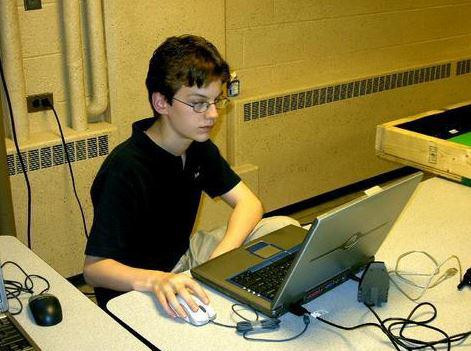 incel computer.jpg