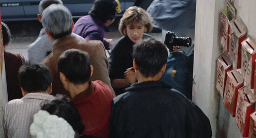 Lady.Reporter.1989.Theatrical.Version.BluRay.1080p.DTS HD.MA.2.0.x265.10bit BeiTai.mkv.scr2.png